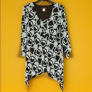 Sara Michelle Chic Black and Blue Patterned Women's Top Sz 1X